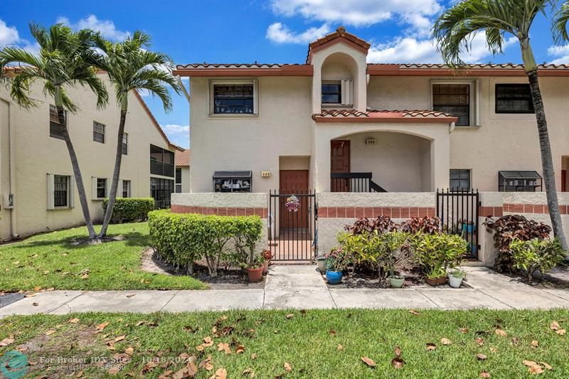 Details for 305 Congressional Way  N-a, Deerfield Beach, FL 33442