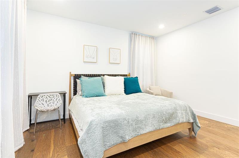 Image 29 of 43 For 8567 Dream Falls St