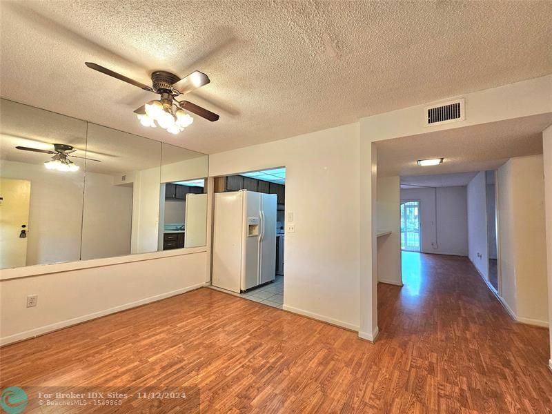 Image 4 of 28 For 10762 La Placida Dr  7-106