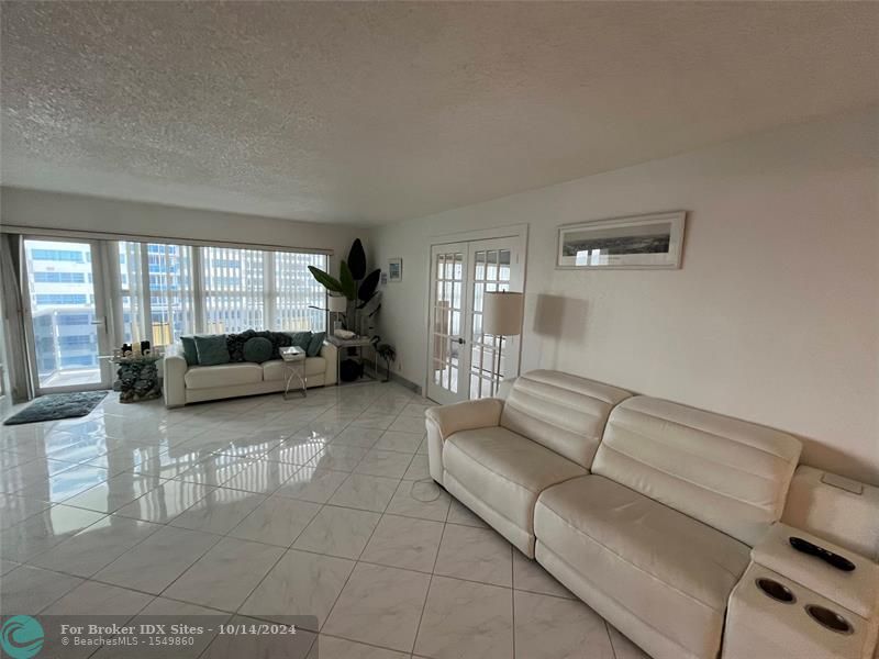 Image 41 of 100 For 3500 Galt Ocean Dr  502