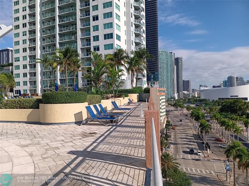 Image 23 of 27 For 244 Biscayne Blvd  1510