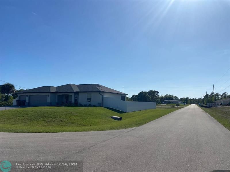 Details for 4173 39th Ave, Cape Coral, FL 33993