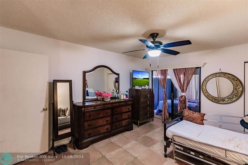 Image 14 of 30 For 3342 Carambola Cir  3342