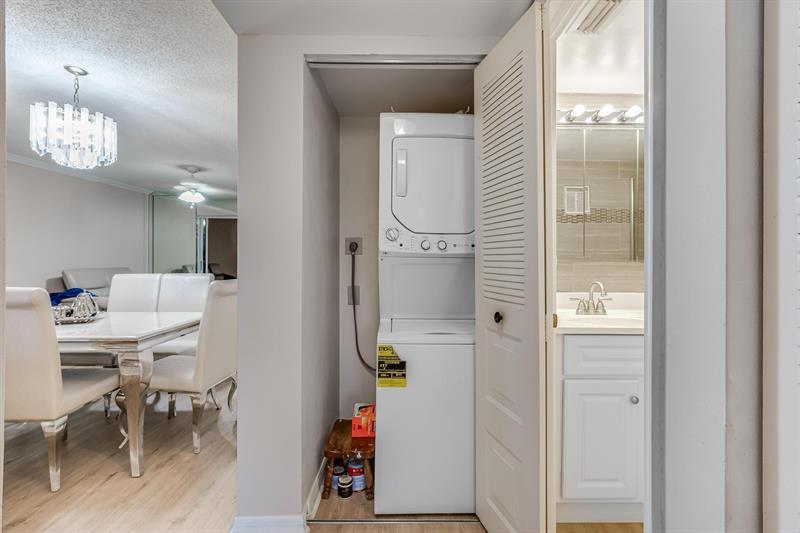 Image 12 of 41 For 2524 Nw 104th Ave  307