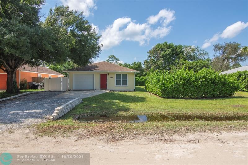 Details for 2225 86th Dr, Vero Beach, FL 32966