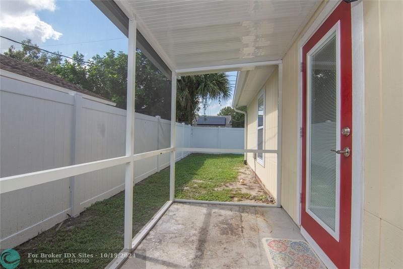 Image 13 of 43 For 2225 86th Dr