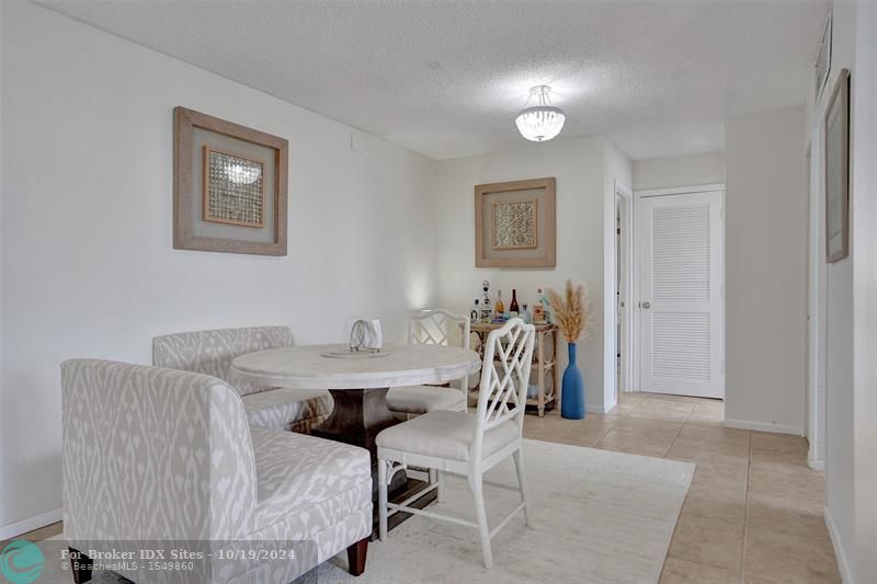 Image 8 of 53 For 2841 Ocean Blvd  303