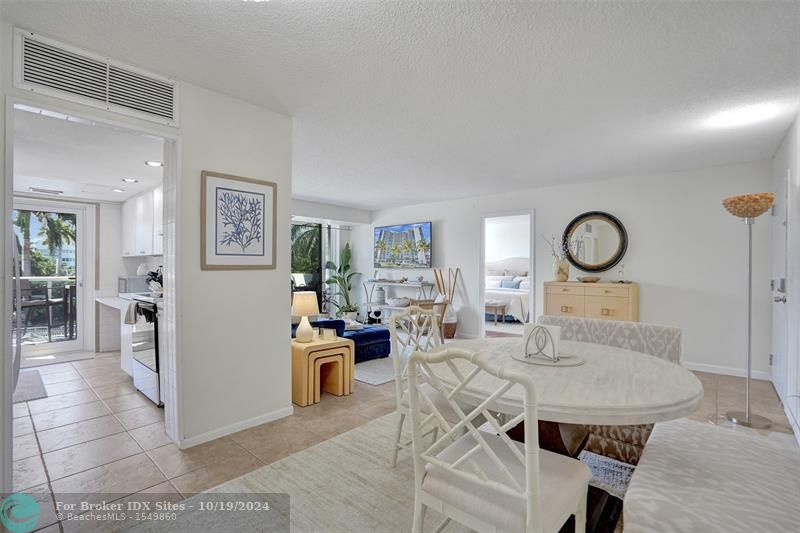 Image 9 of 53 For 2841 Ocean Blvd  303