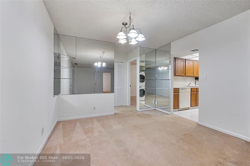 Image 6 of 14 For 2810 Riverside Dr  204b