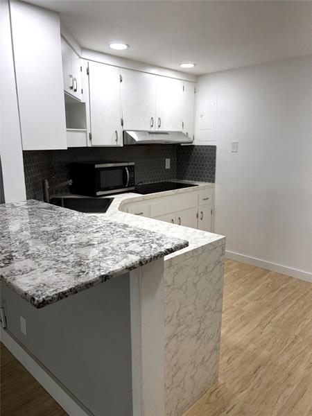 Image 16 of 32 For 3700 Galt Ocean Dr  1412