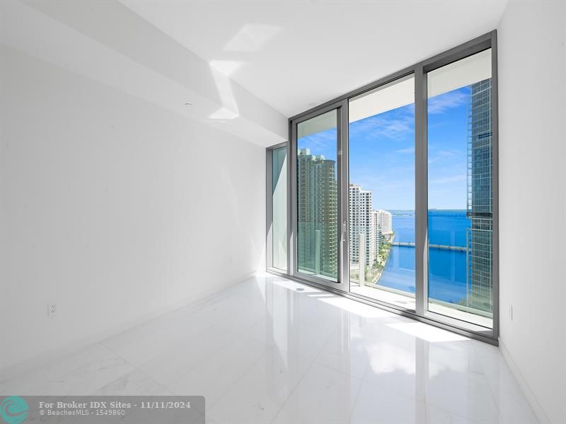 Image 16 of 39 For 300 Biscayne Blvd Way  2306