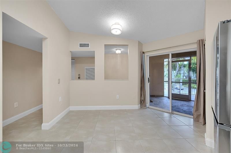 Image 17 of 50 For 7457 Devon Dr  211