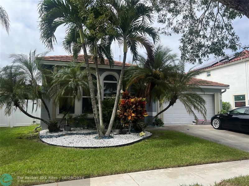 Details for 1260 144th Ave, Pembroke Pines, FL 33028