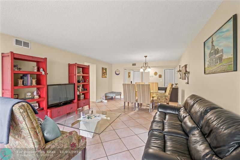 Image 10 of 21 For 7410 Woodmont Ter  109