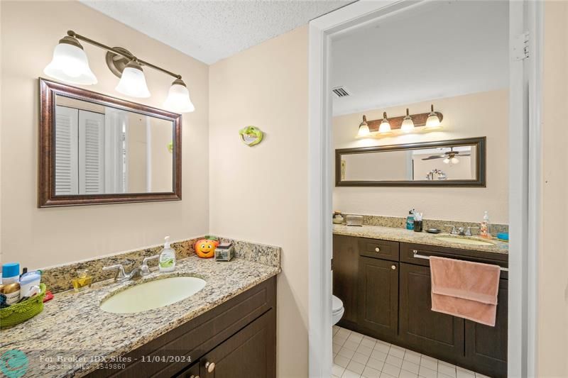 Image 15 of 21 For 7410 Woodmont Ter  109