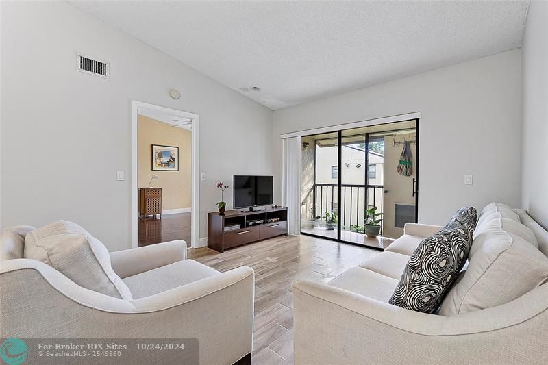 Details for 21950 Soundview Ter  205, Boca Raton, FL 33433