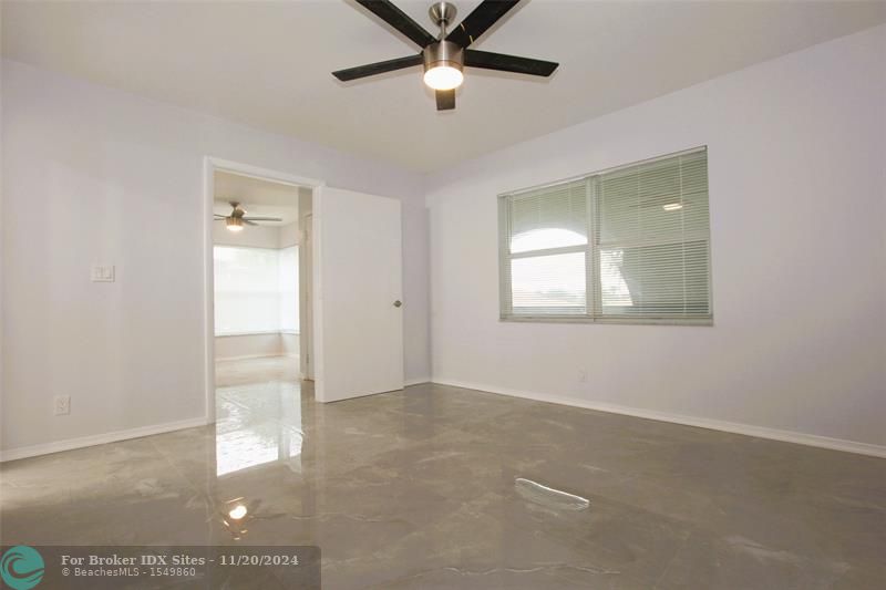 Image 13 of 65 For 13749 Date Palm Ct  D