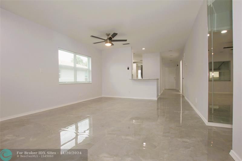 Image 36 of 65 For 13749 Date Palm Ct  D