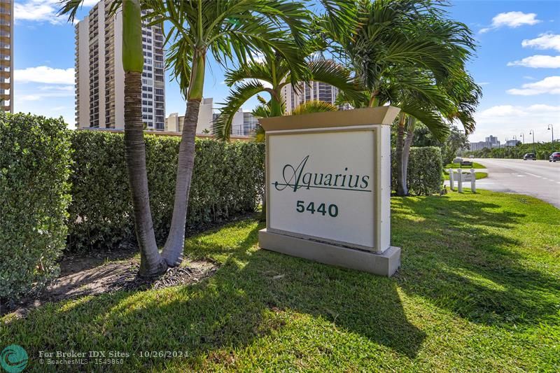 Image 4 of 23 For 5440 Ocean Dr  806