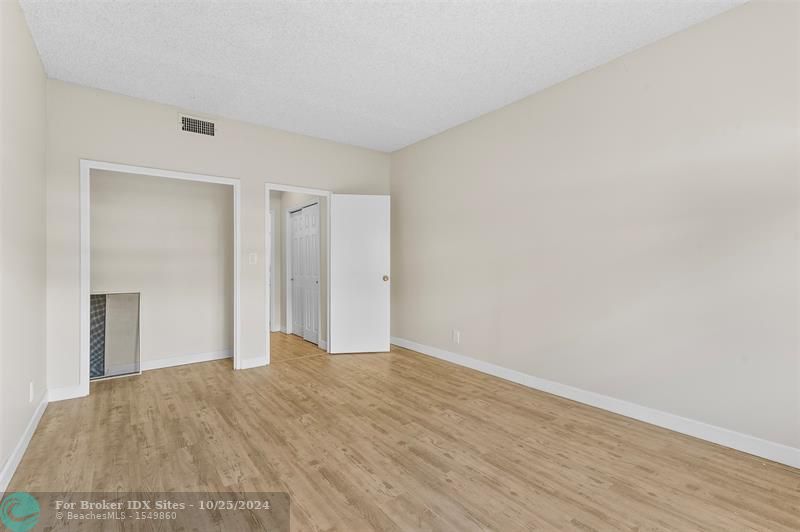 Image 13 of 19 For 2555 11th St  108