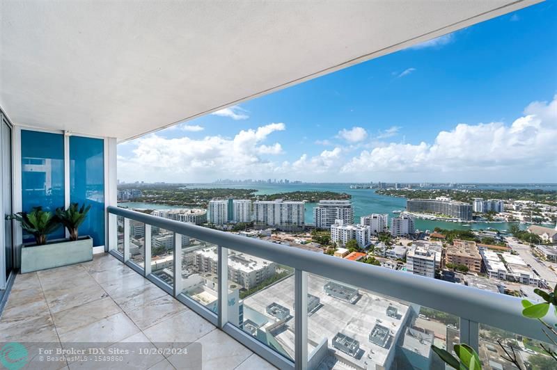 Image 3 of 22 For 6899 Collins Ave  2707