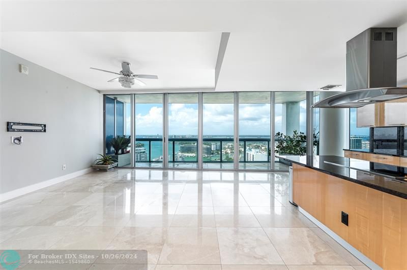 Image 4 of 22 For 6899 Collins Ave  2707