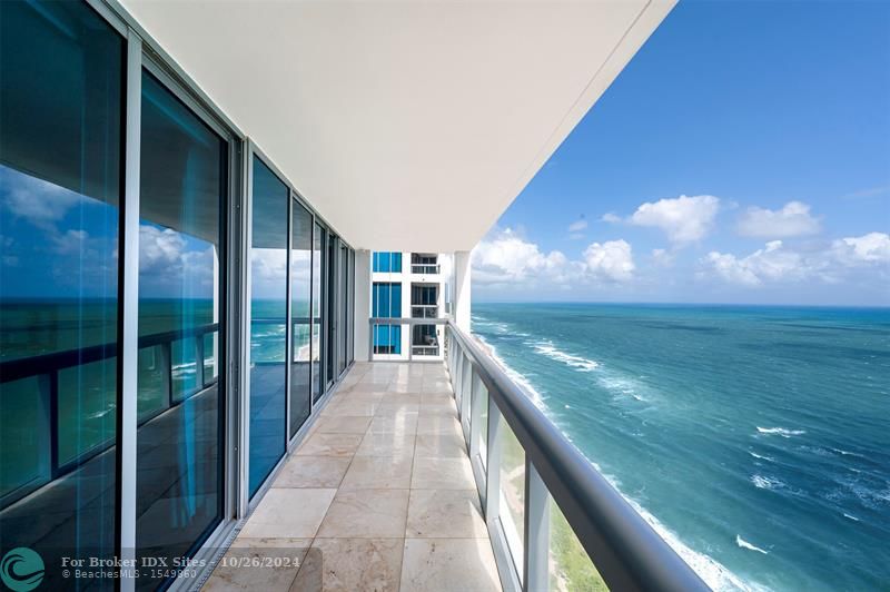 Image 9 of 22 For 6899 Collins Ave  2707