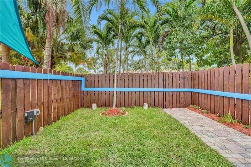 Details for 1348 Holly Heights  14, Fort Lauderdale, FL 33304