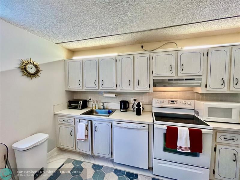 Image 10 of 50 For 501 Dania Beach Blvd  2a