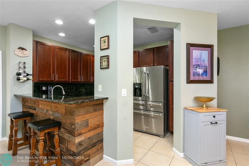 Image 17 of 50 For 4751 Grand Cypress Cir N