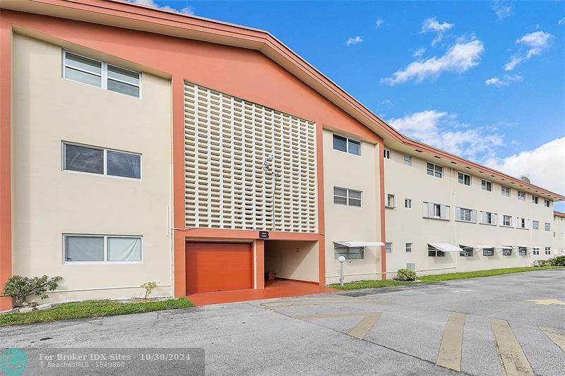 Details for 5300 Washington St  B223, Hollywood, FL 33021