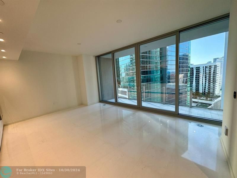 Image 6 of 35 For 300 Biscayne Blvd Way  2508