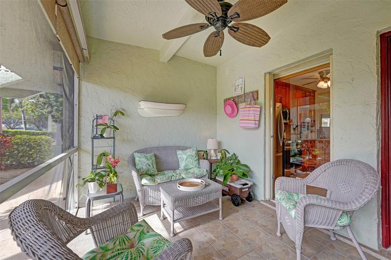 Image 18 of 65 For 860 6th Ave  402