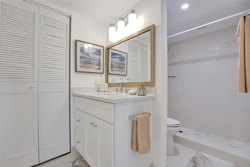 Image 46 of 65 For 860 6th Ave  402