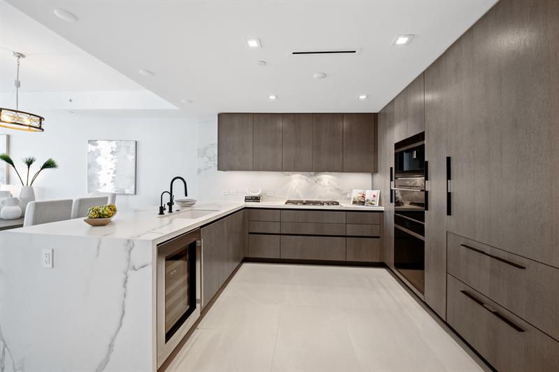 Image 13 of 84 For 1116 Ocean Blvd  1606