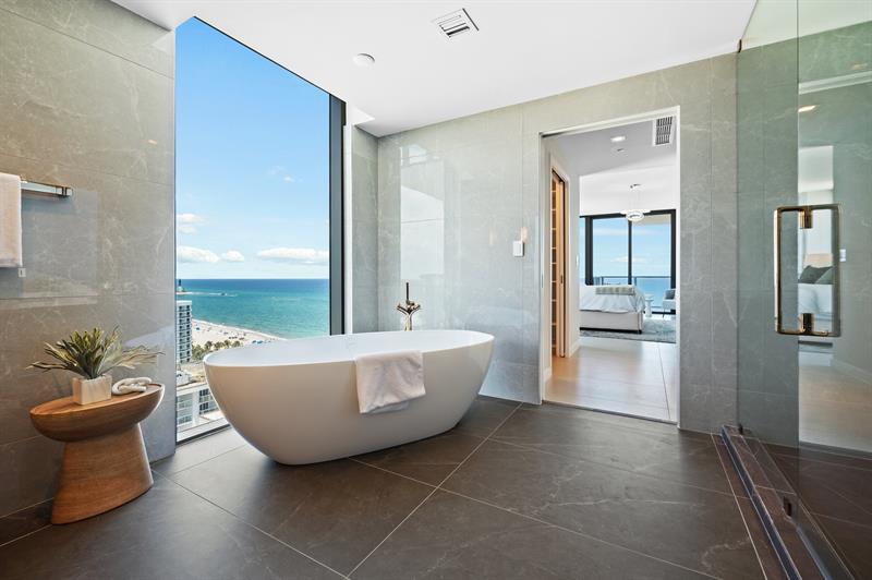 Image 22 of 84 For 1116 Ocean Blvd  1606