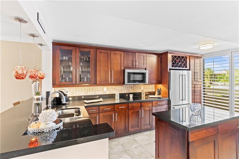 Image 3 of 19 For 1100 5th Ct  57