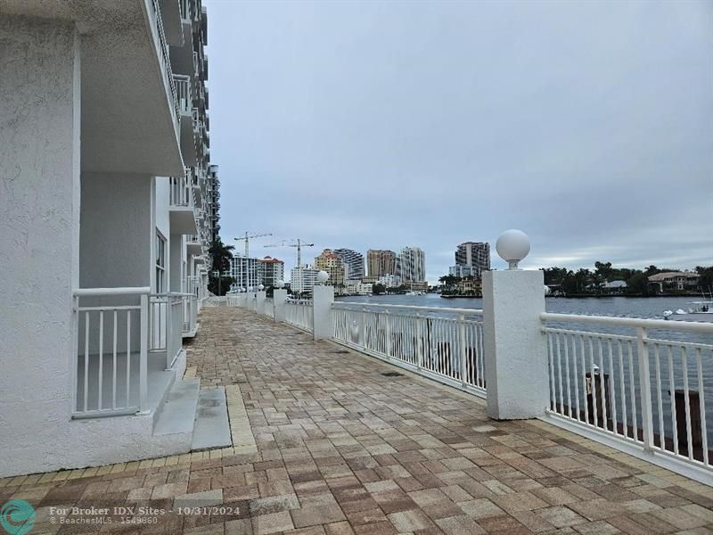 Image 21 of 24 For 511 Bayshore Dr  405