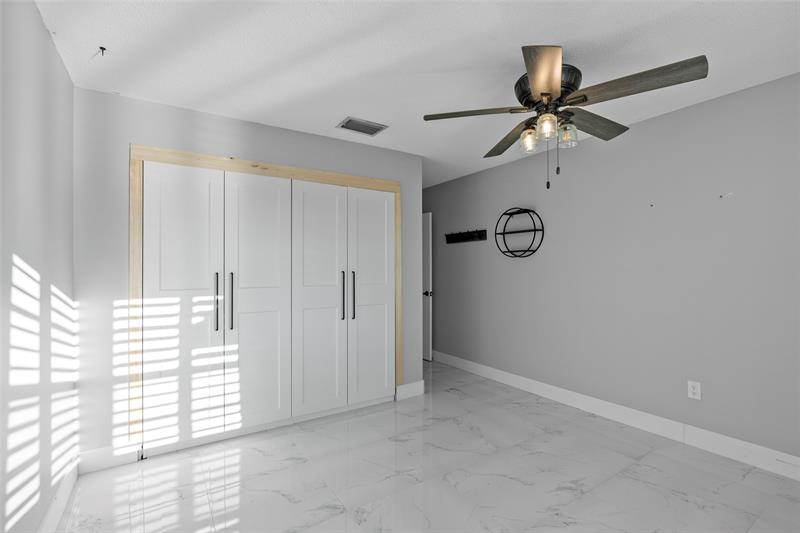 Image 27 of 32 For 700 Pine Drive  308