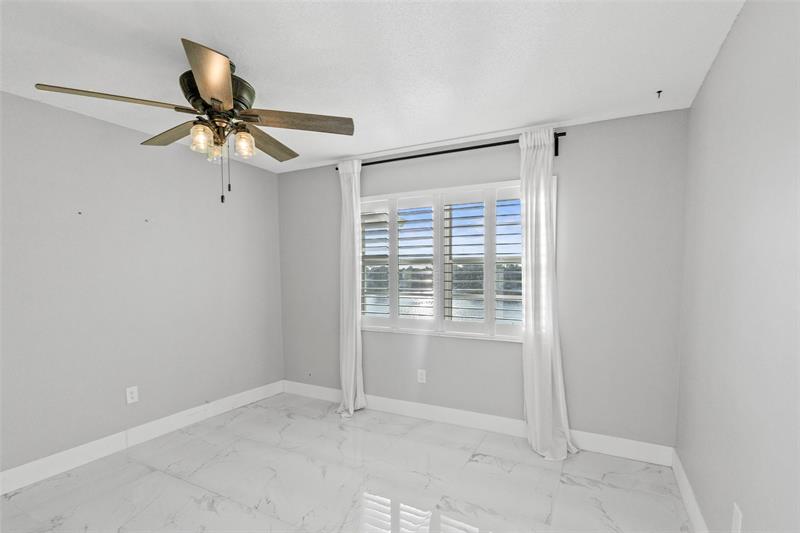 Image 28 of 32 For 700 Pine Drive  308