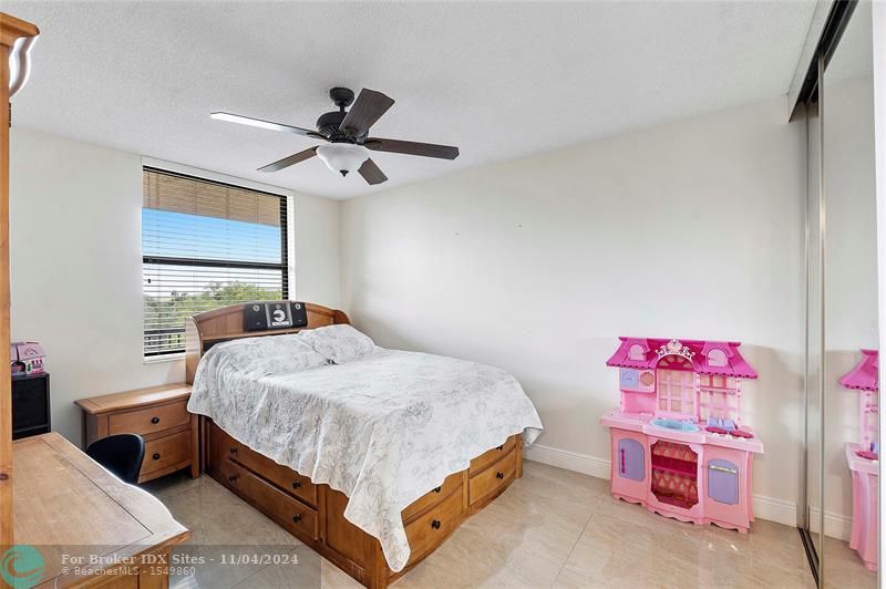 Image 21 of 52 For 2768 Carambola Cir  505