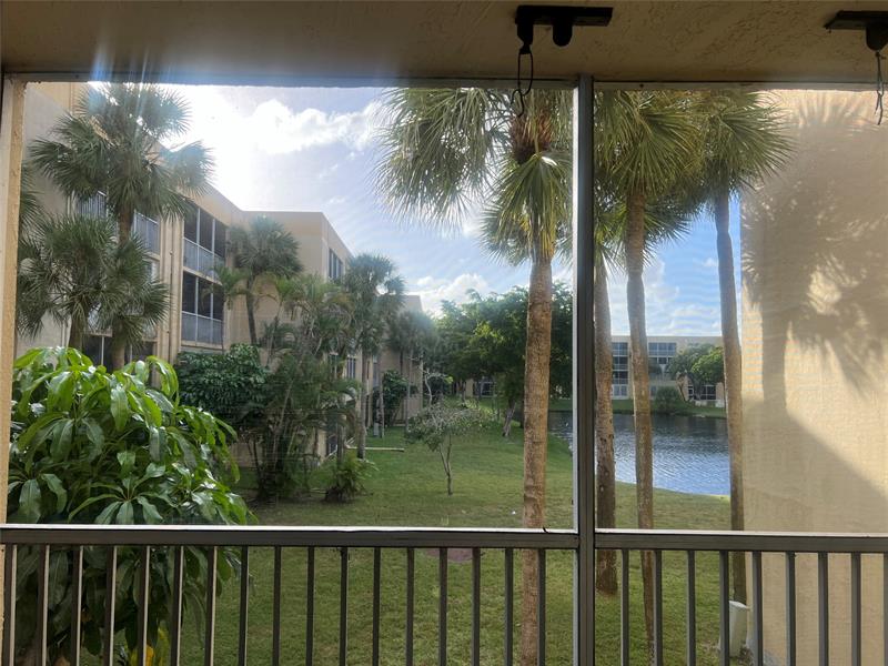 Image 7 of 28 For 3101 47th Ter  228