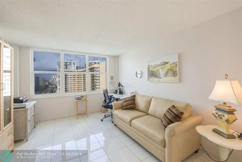 Image 23 of 39 For 2751 Ocean Dr  1401n