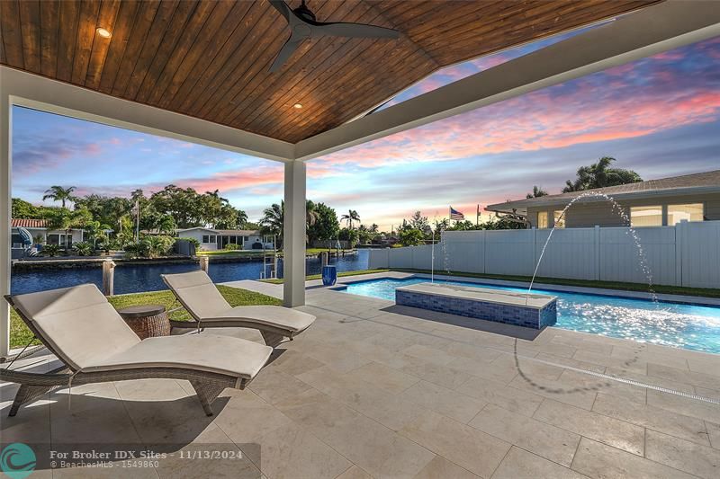 Image 4 of 60 For 2157 Coral Gardens Dr