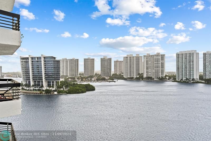 Details for 3600 Mystic Pointe Dr  1402, Aventura, FL 33180