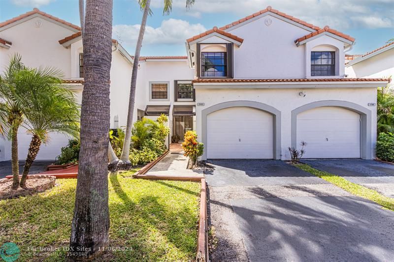 Listing Details for 3500 Magellan Cir  715, Miami, FL 33180