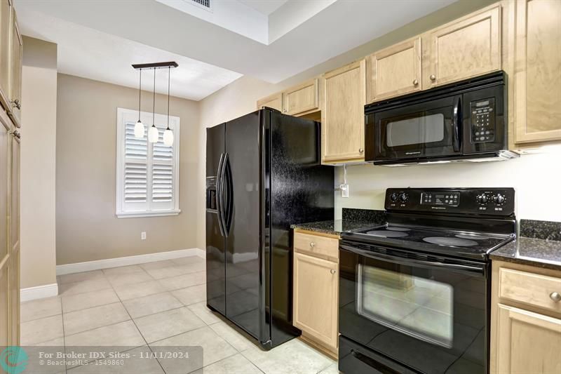 Image 15 of 78 For 6722 Coral Lake Dr  6722