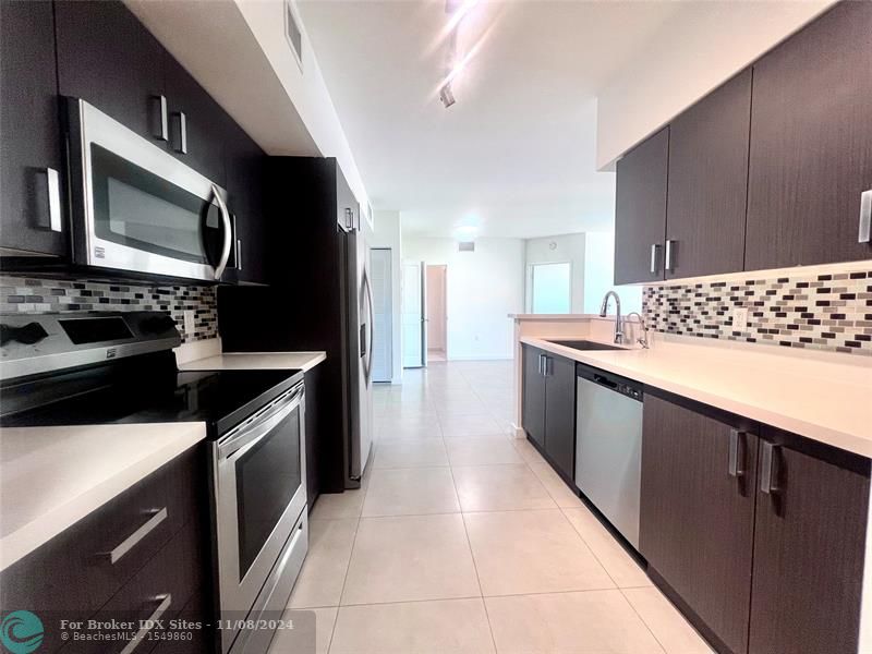 Details for 729 2 Street  712, Miami, FL 33128