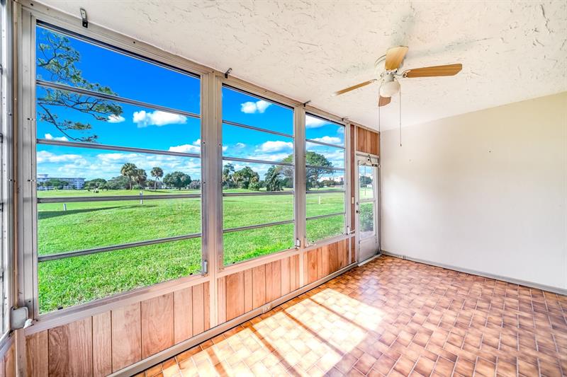 Image 32 of 40 For 2601 Course Dr  111