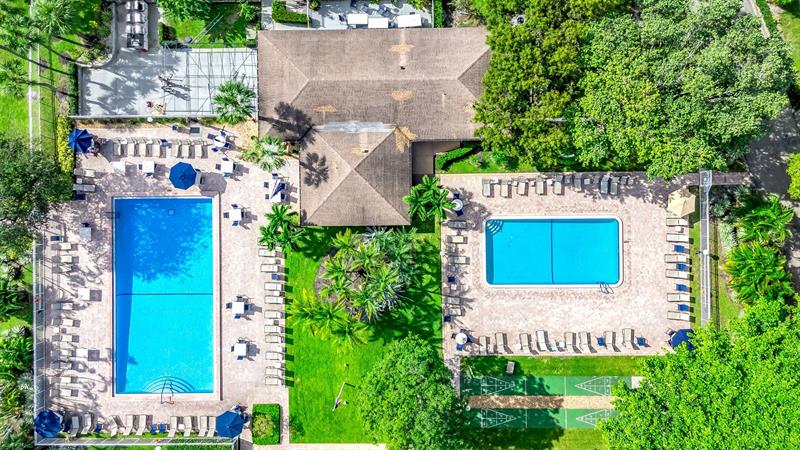 Image 36 of 40 For 2601 Course Dr  111